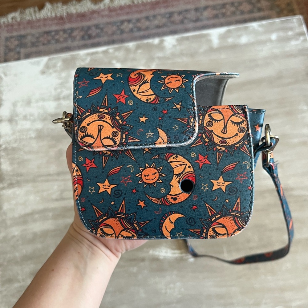 POLAROID CAMERA CASE - Picture 3 of 4